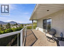 114 Brentview Court, Penticton, BC V2A8H2 Photo 26