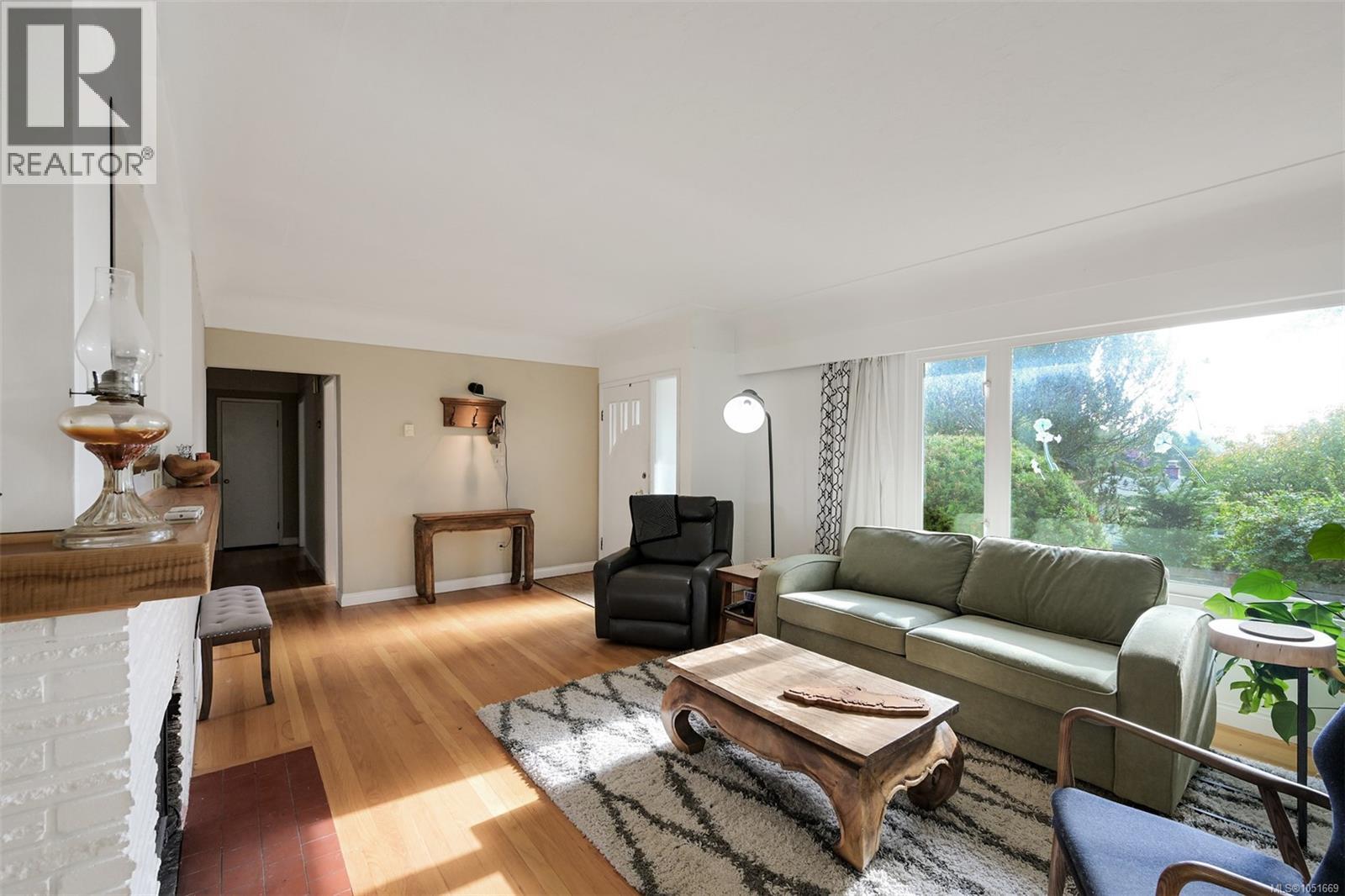 3832 Pitcombe Pl - 11