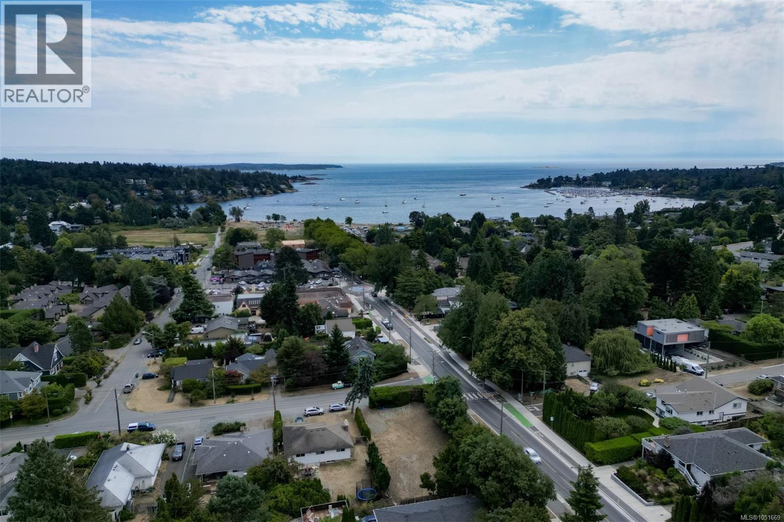  3832 Pitcombe Place, Saanich