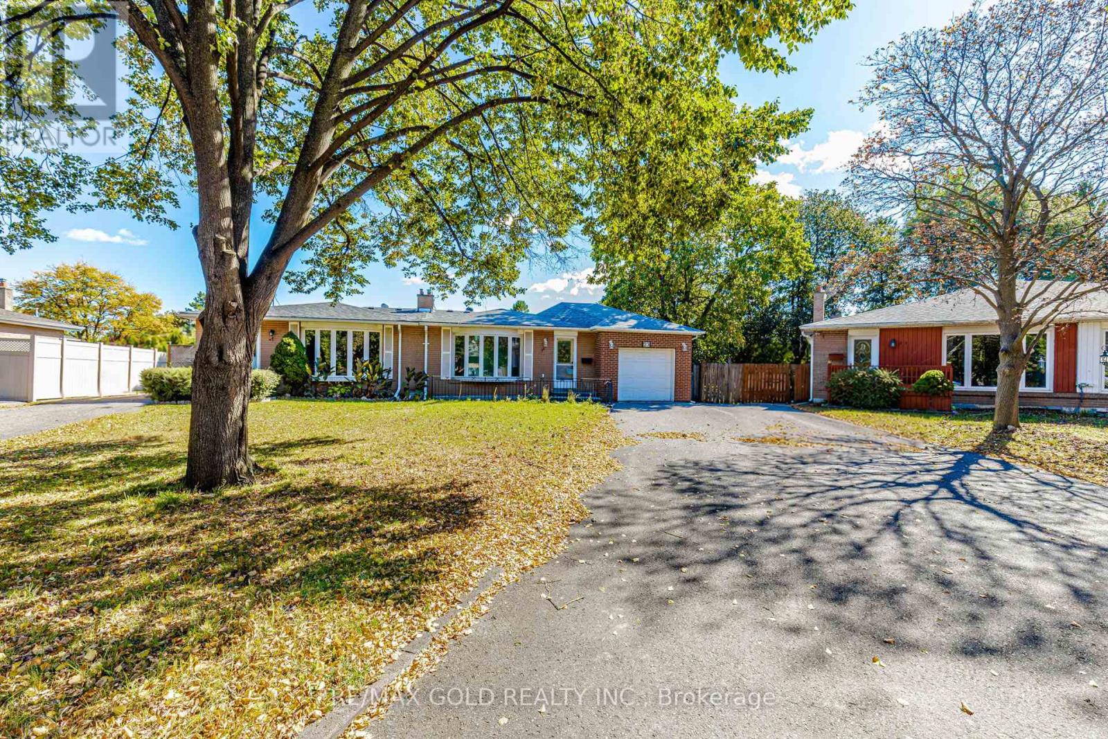 23 Brookdale Crescent, Brampton, ON