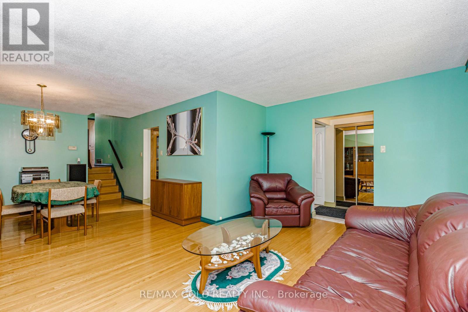 23 BROOKDALE CRESCENT - 19