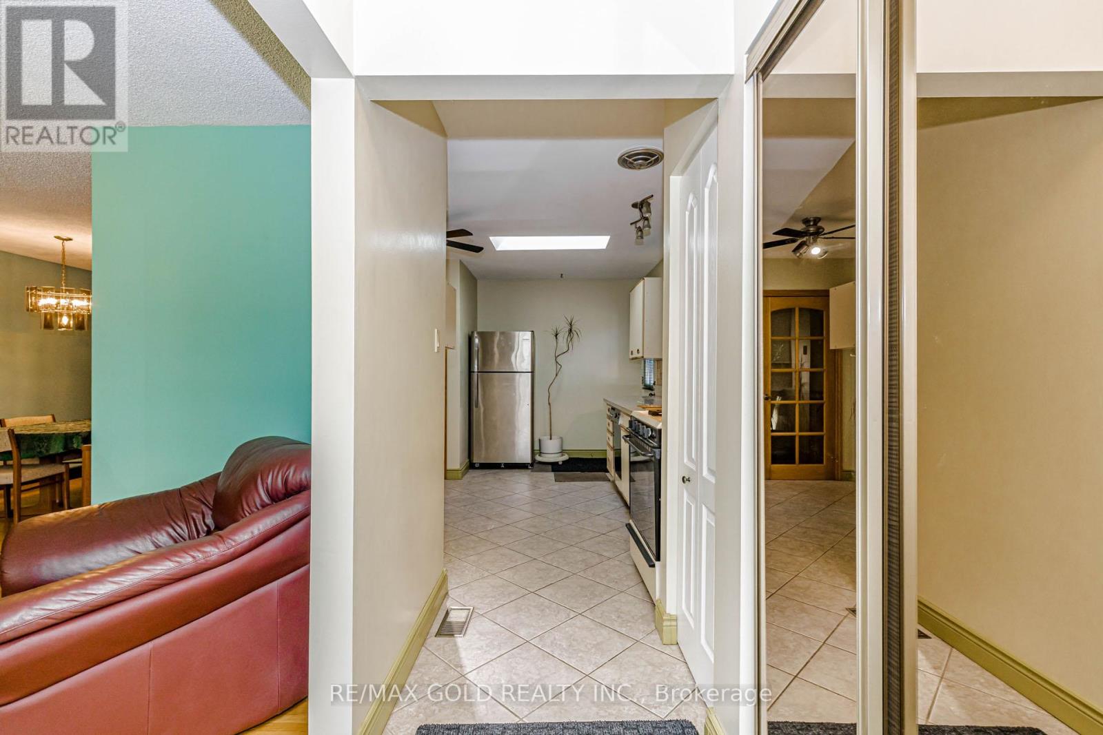 23 BROOKDALE CRESCENT - 7