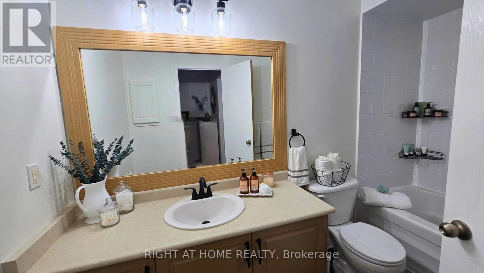 BL43- 43 Brickworks Lane, Toronto, ON photo 22