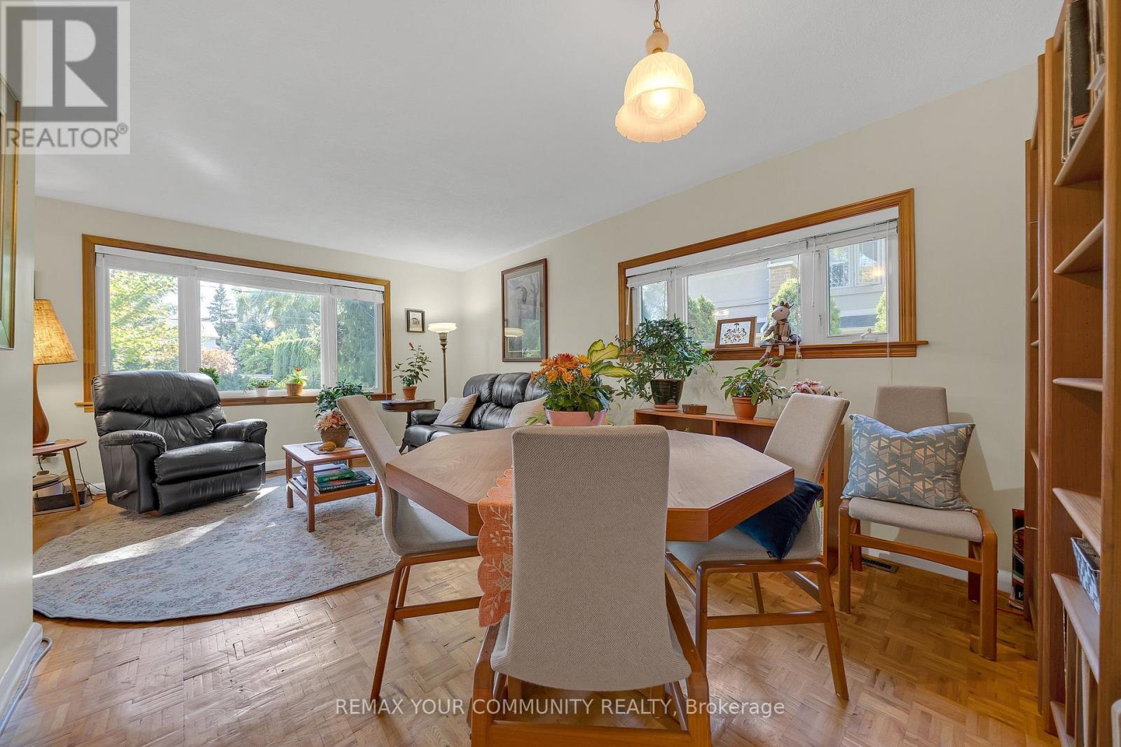 223 Richmond Street — photo 12