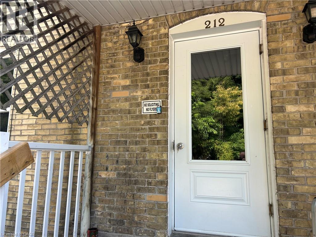 206-212 QUEENSTON Road Unit# 8 — photo 3