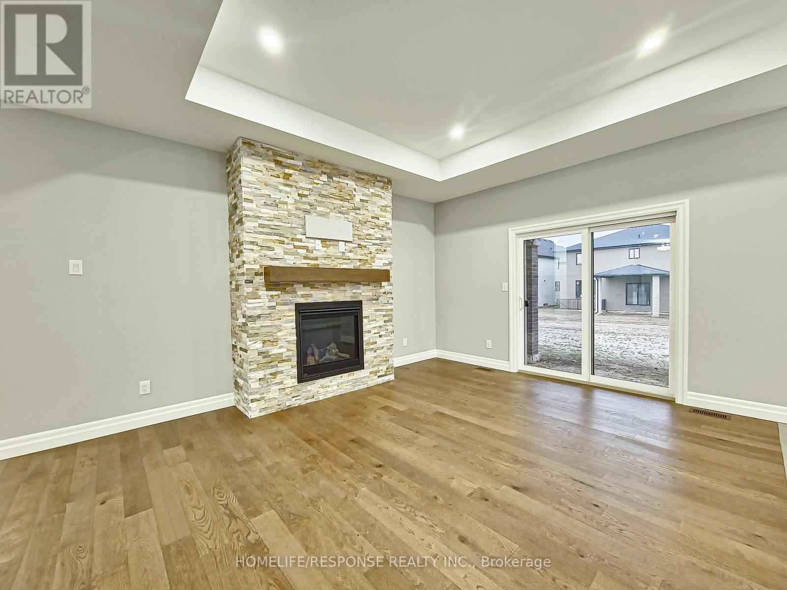 19 TRACY Drive, Chatham-Kent, ON photo 5
