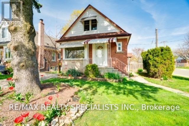 Photo of 2 East 41st Street