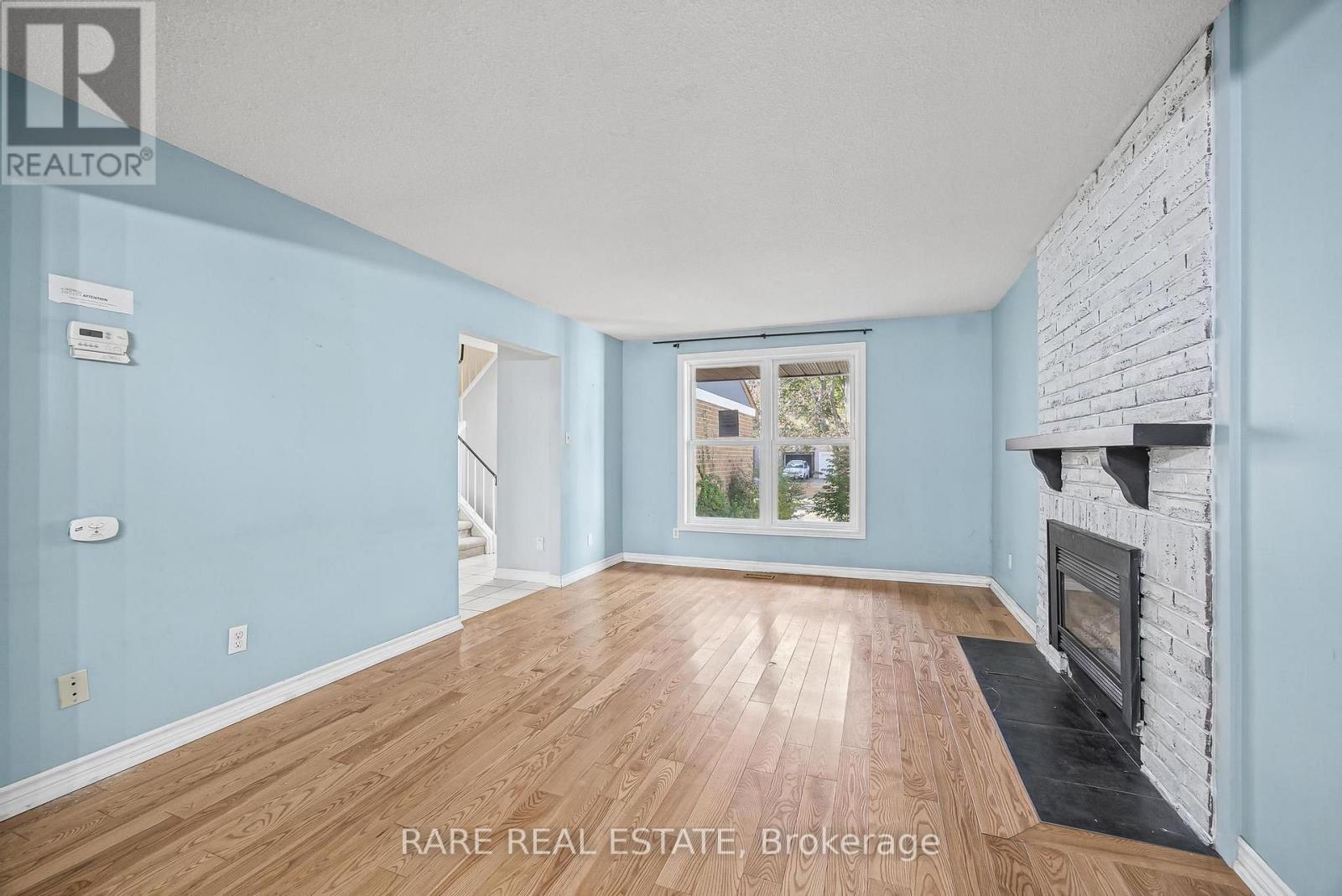 17 Glaceport Avenue, Hamilton, ON photo 3