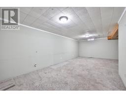 17 Glaceport Avenue, Hamilton, ON L9H7E2 Photo 25