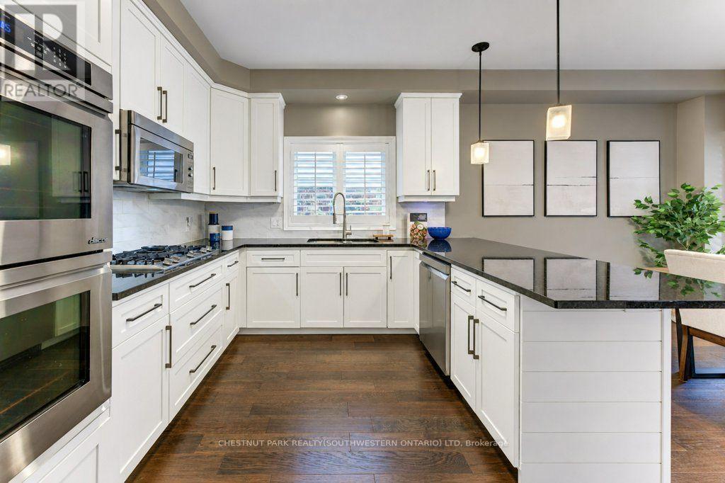 31 ELMBANK TRAIL - 22