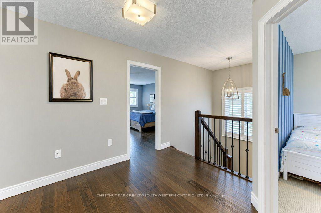 31 ELMBANK TRAIL - 24