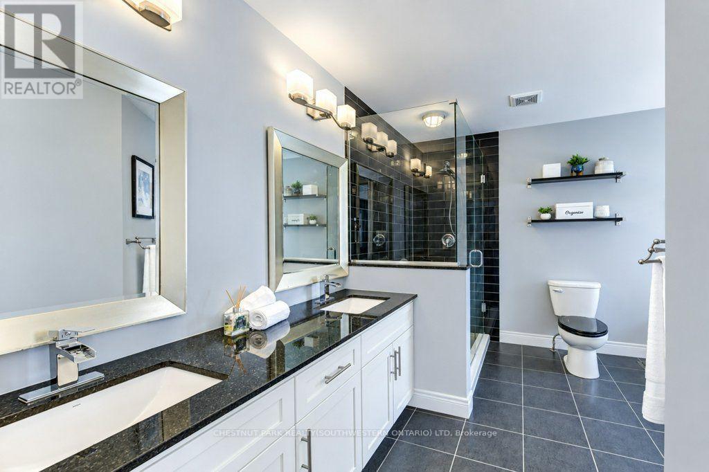 31 Elmbank Trail, Kitchener, ON photo 38