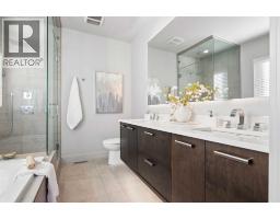 1, 1521 28 Avenue SW - photo 24