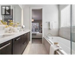 1, 1521 28 Avenue SW - photo 26