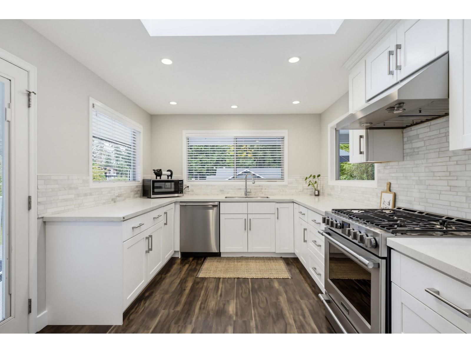 24061 55 AVENUE, Langley