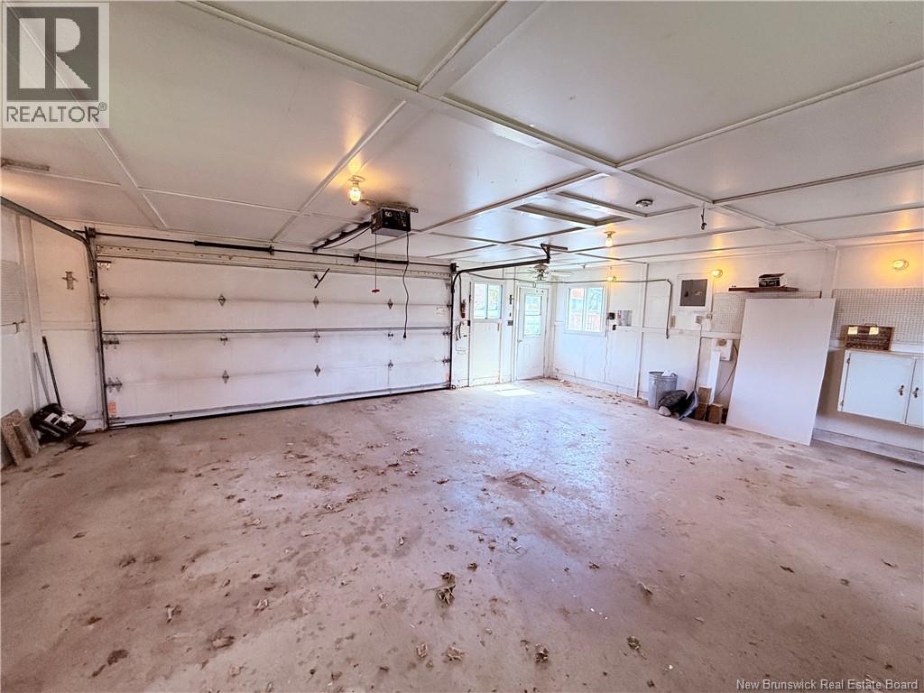55 Main Street - Image 41