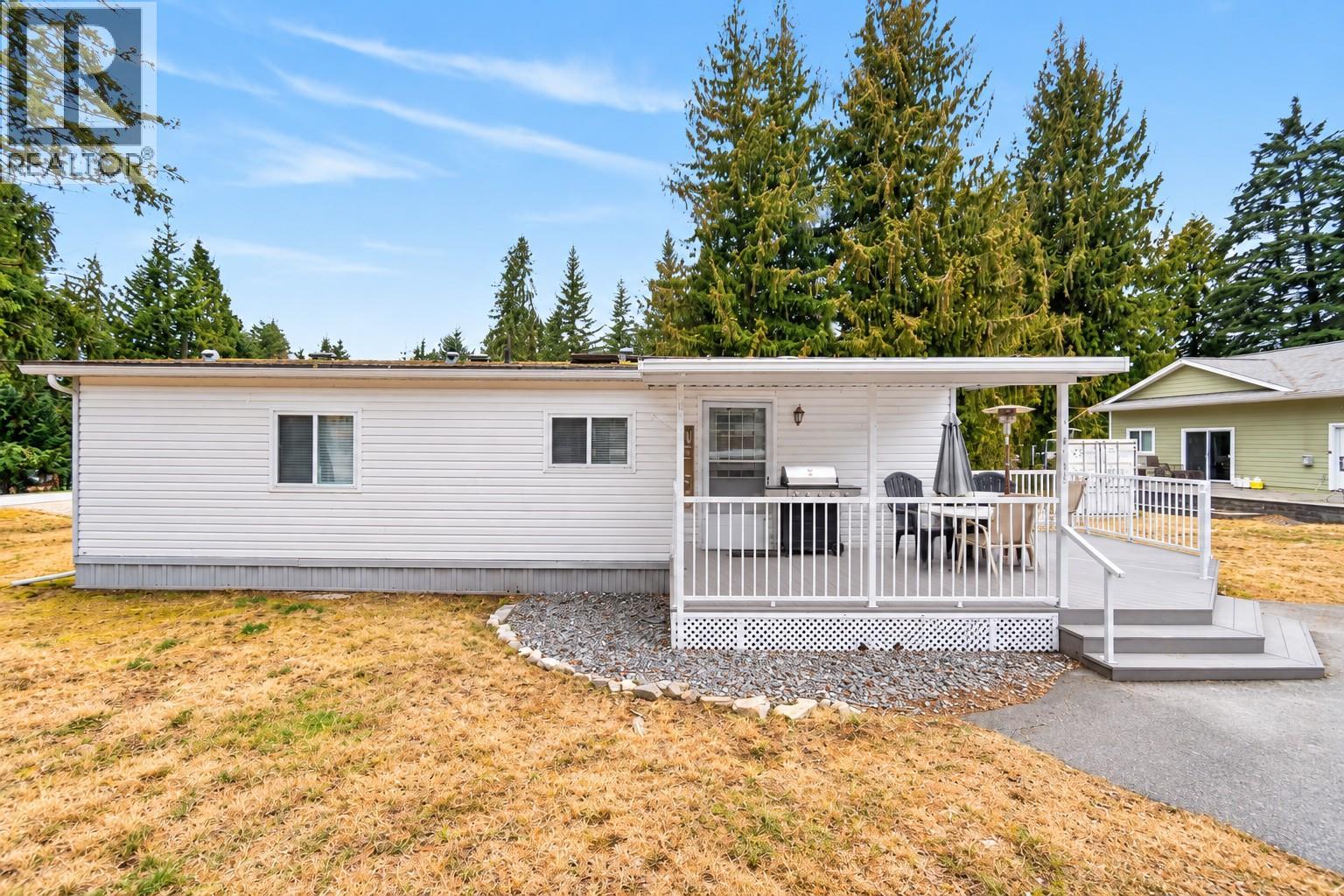 1 Wolfe Street, Sicamous