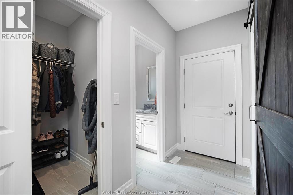 214 Bernath STREET - 17