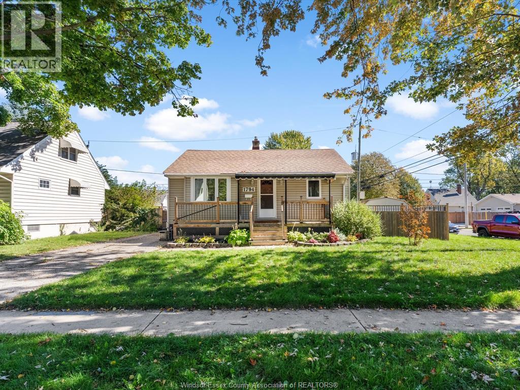 1794 Ellrose AVENUE - 2