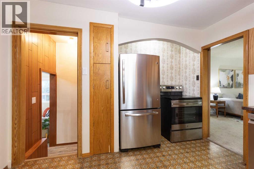30 1 Street NW - Image 10