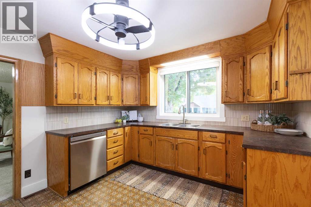 30 1 Street NW - Image 12