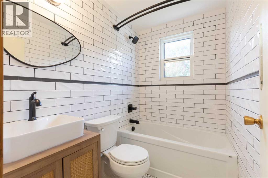 30 1 Street NW - 22