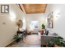 30 1 Street Nw, Medicine Hat, AB T1A6H1 Photo 16