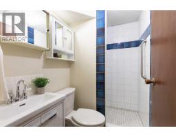 30 1 Street Nw, Medicine Hat, AB T1A6H1 Photo 32