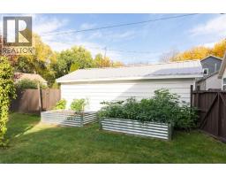 30 1 Street Nw, Medicine Hat, AB T1A6H1 Photo 48