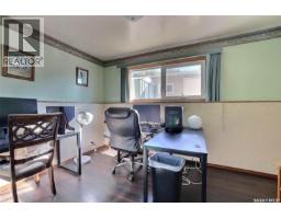 1425 9th Avenue N, Regina, SK S4R0E6 Photo 16