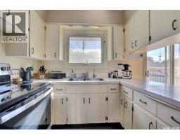 Den - 1425 9th Avenue N, Regina, SK S4R0E6 Photo 9