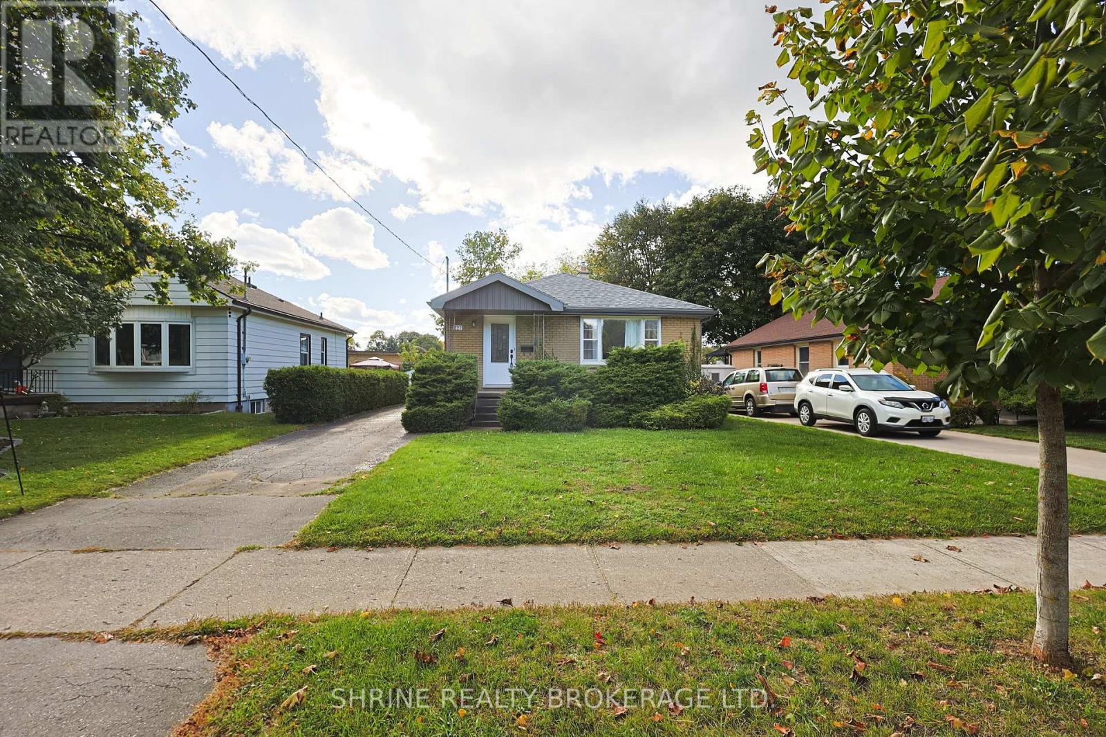 227 STERLING STREET - 37