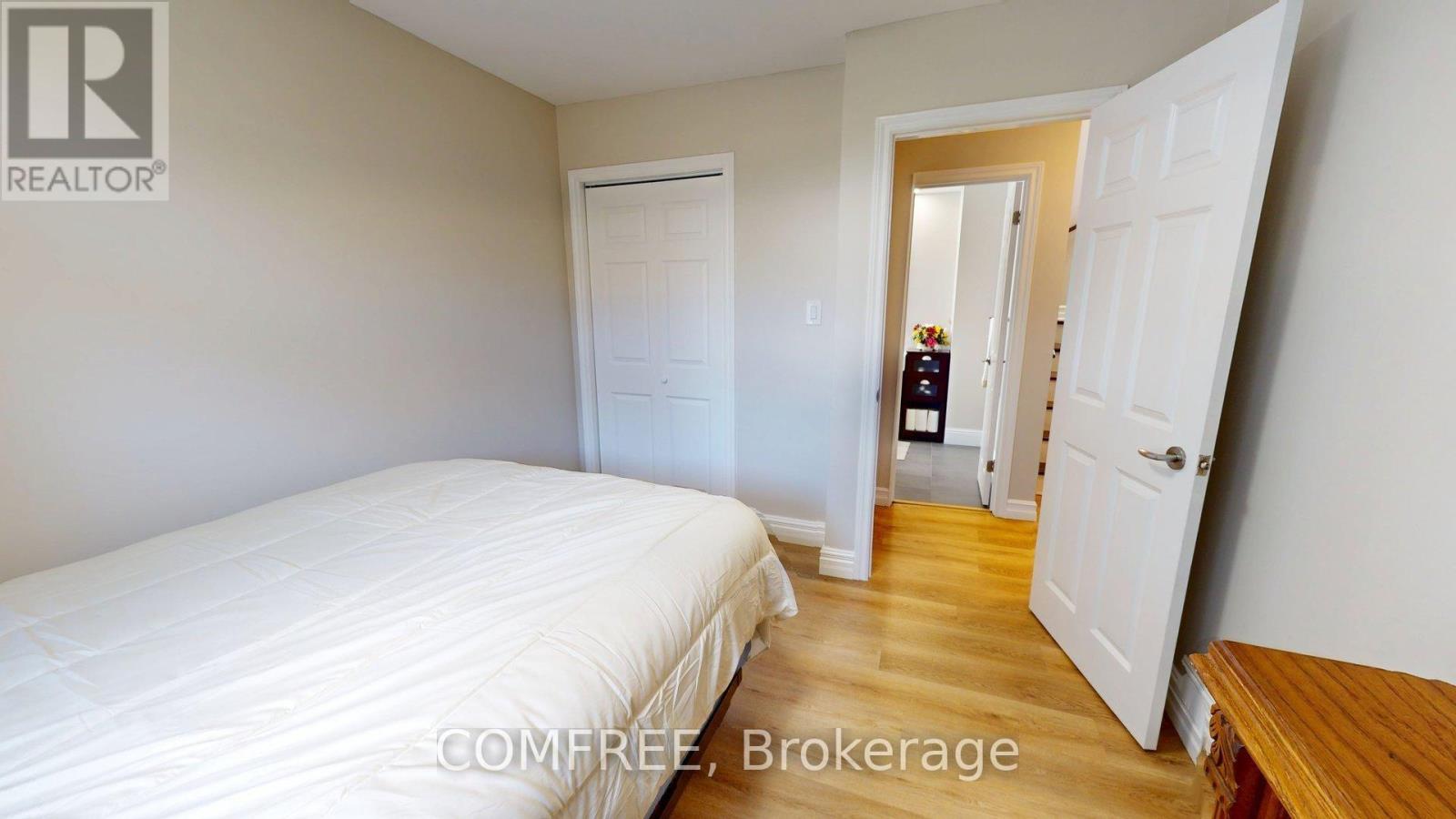 73 ELIZABETH DRIVE - 18