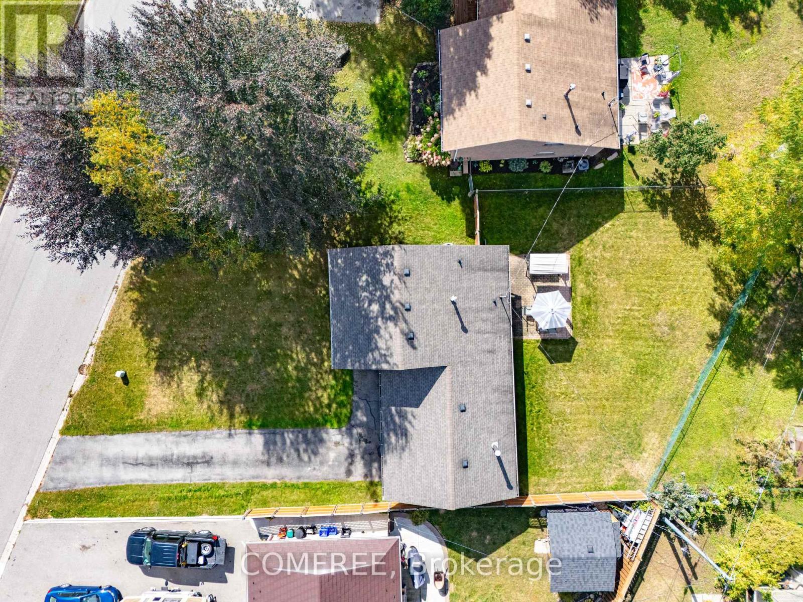 73 ELIZABETH DRIVE - 39