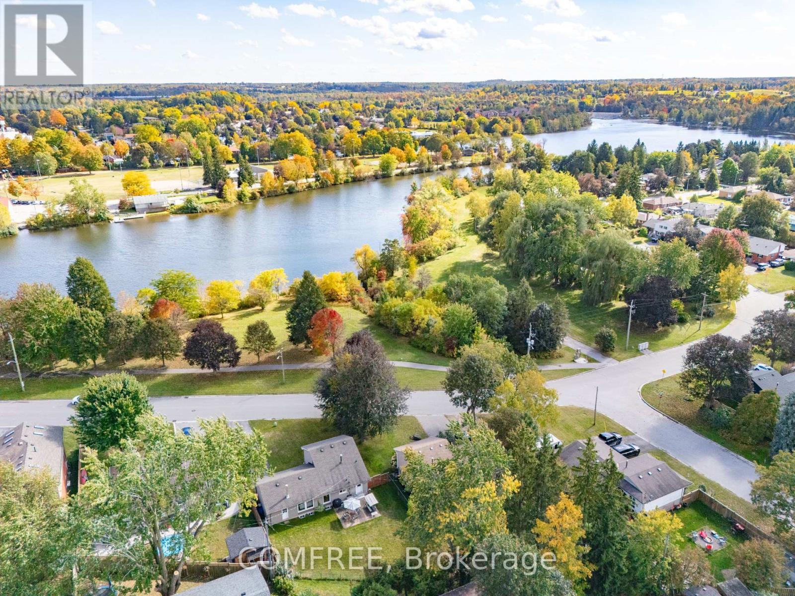 73 ELIZABETH DRIVE - 42