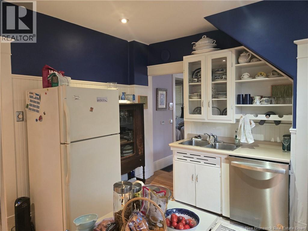 159 Dominion Street - 10