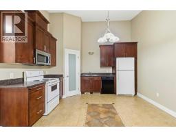 Primary Bedroom - 120 Hawthorn Way, Fort Mcmurray, AB T9K0N6 Photo 8