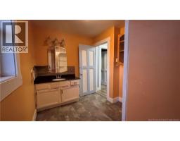 Living room - 732 Route 590, Waterville, NB E7P1B9 Photo 8