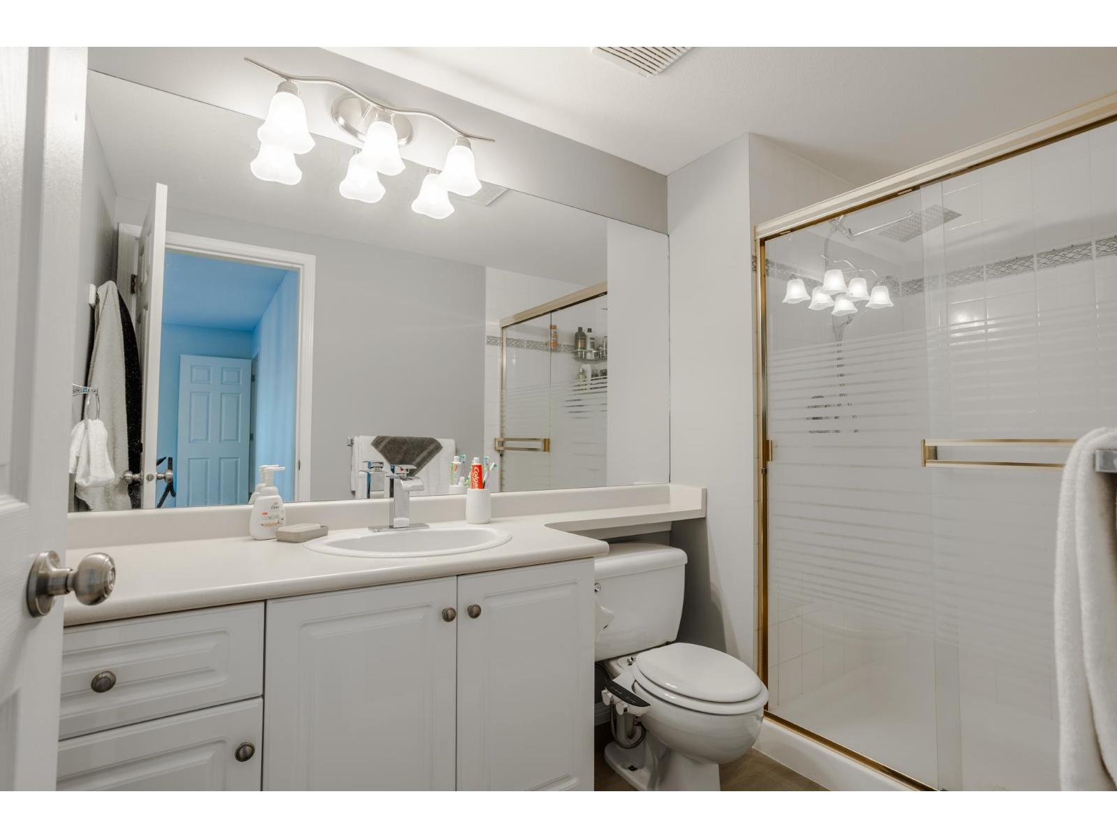 Photo of 205 6557 121 STREET 18
