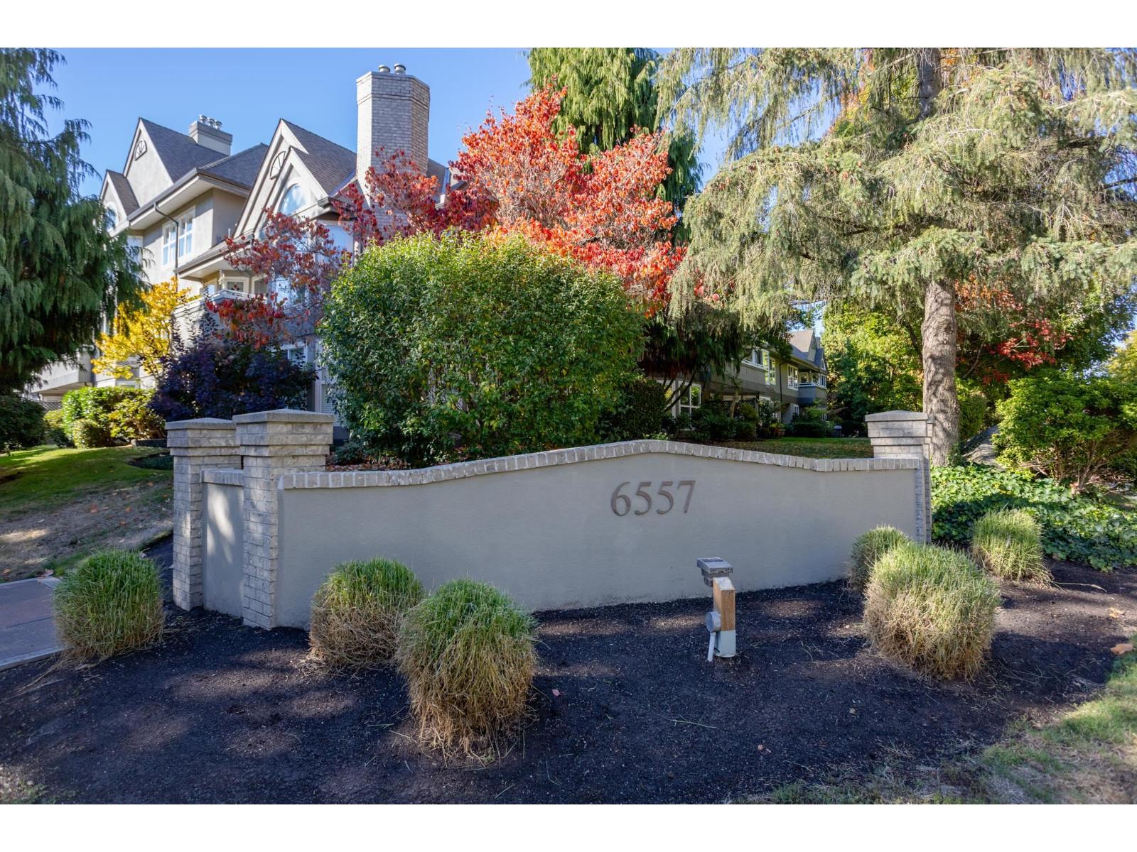 Photo of 205 6557 121 STREET 38