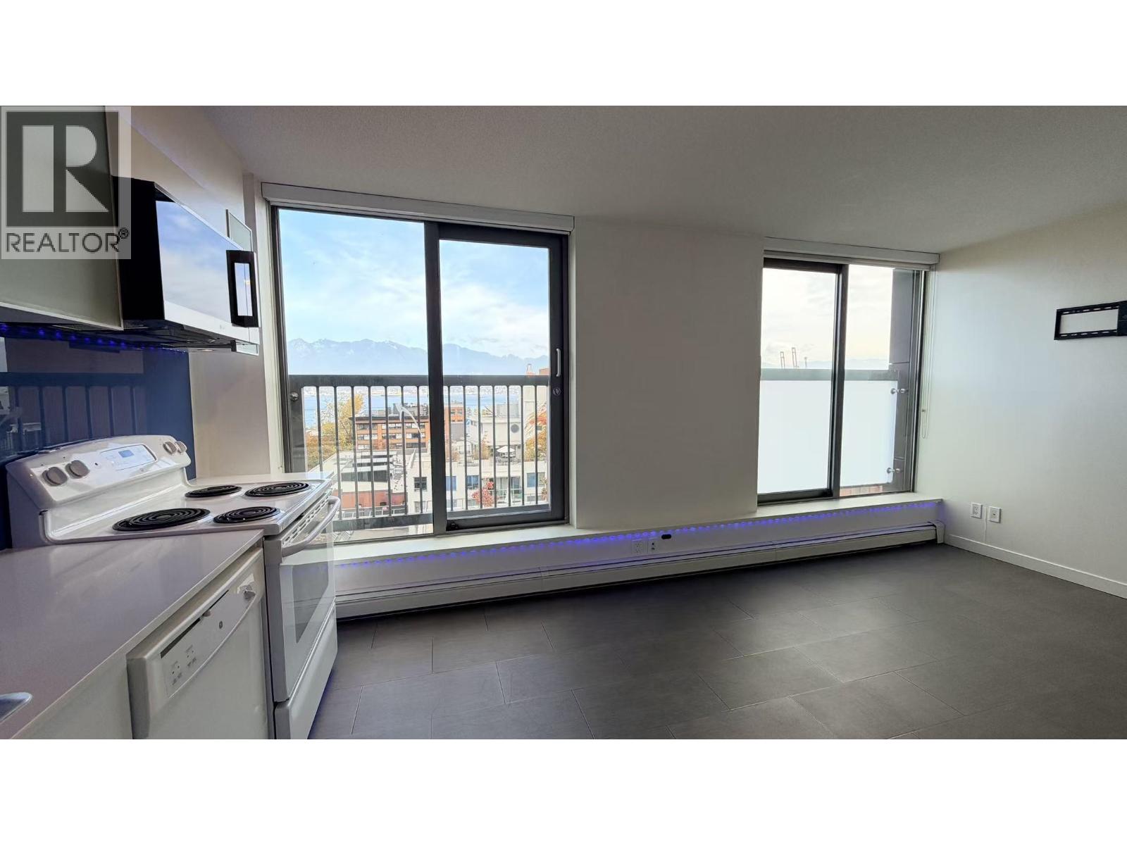 10xx 66 W CORDOVA STREET, Vancouver - Image 1