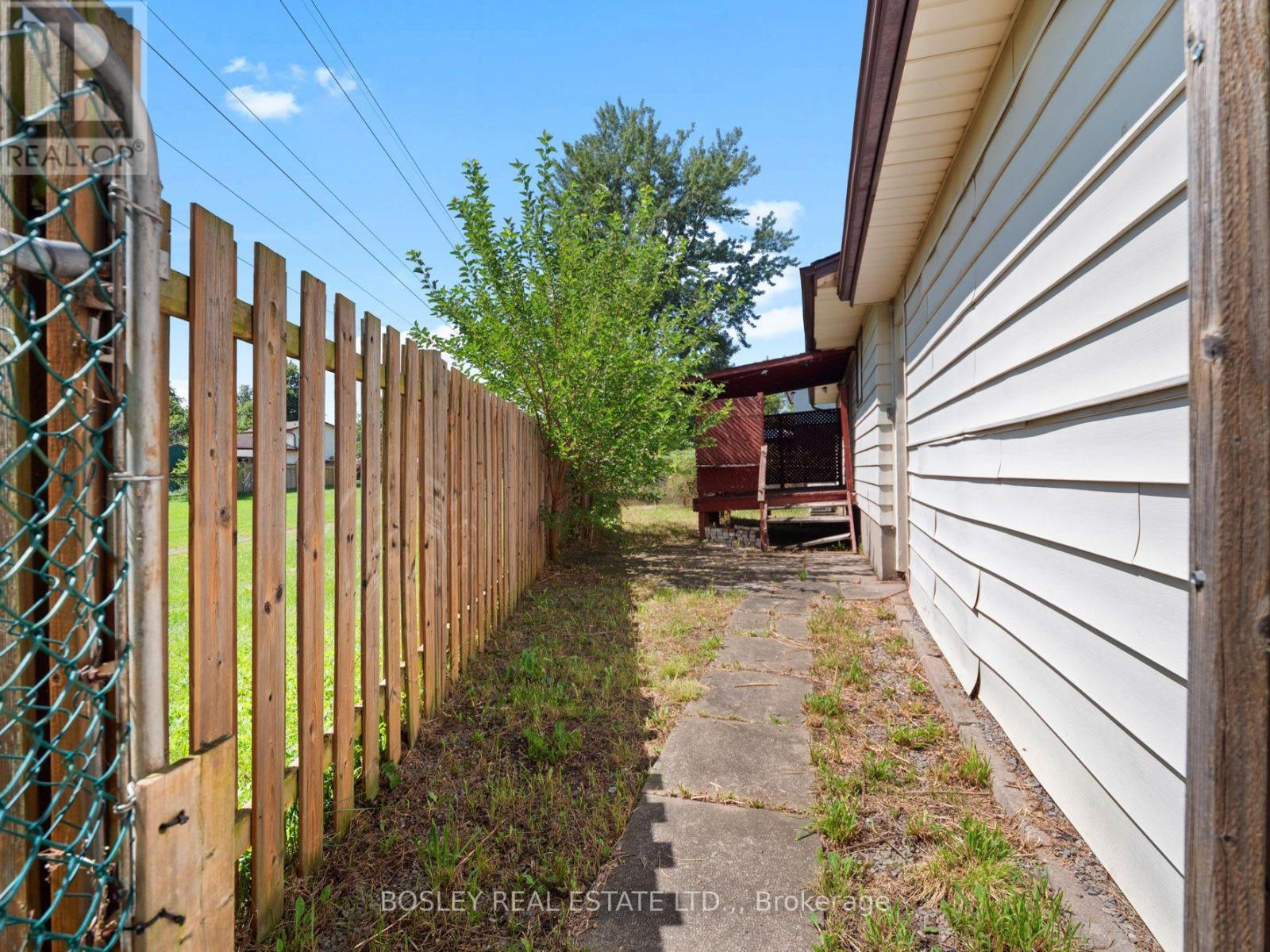 1 WALLACE STREET - Image 23