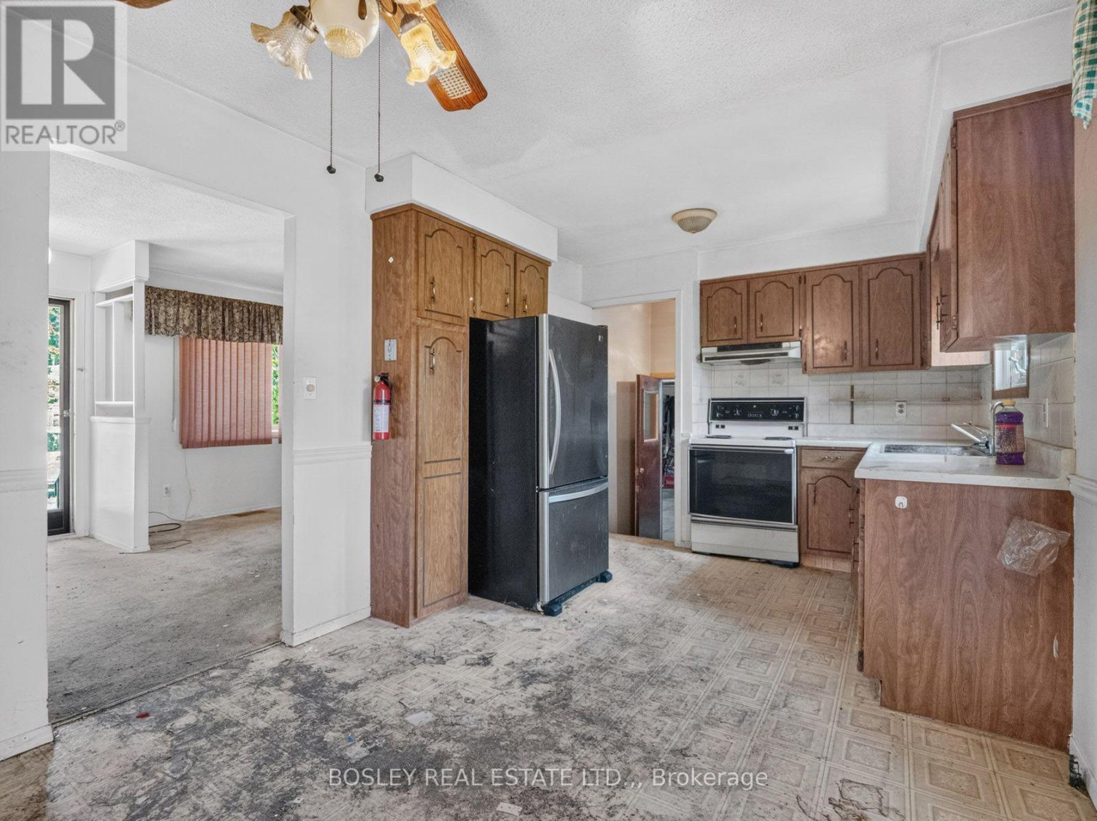 1 WALLACE STREET - Image 8