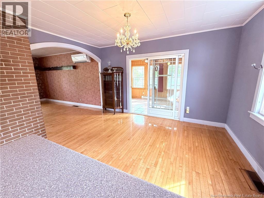 841 Main Street - 14