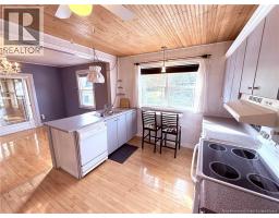 841 Main Street, photo 10