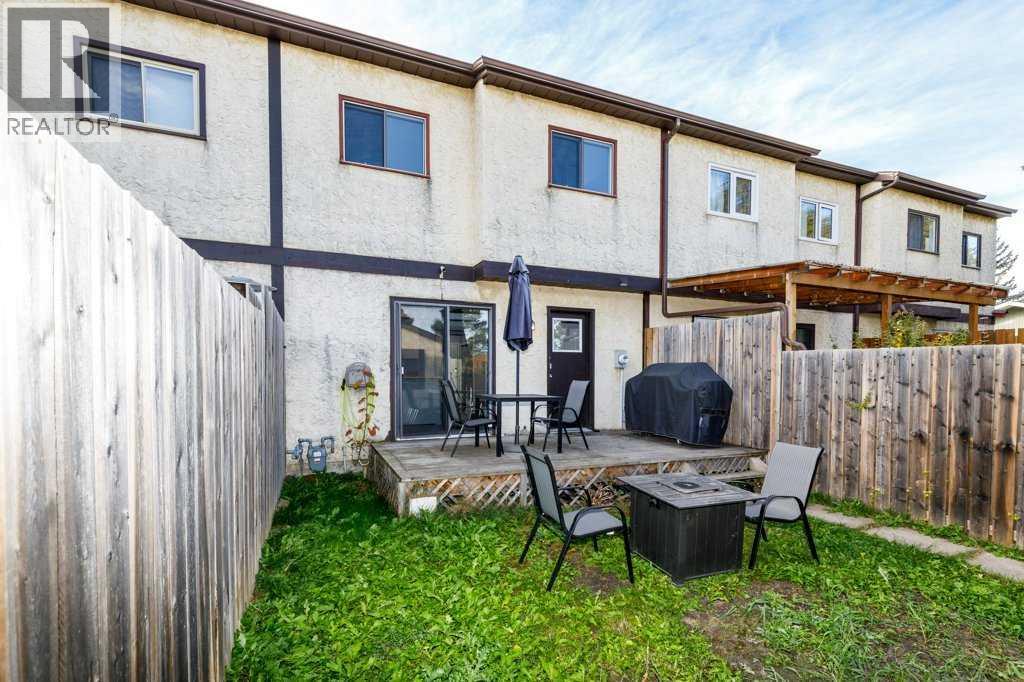 Listing photo – 16C Manning Street, Red Deer