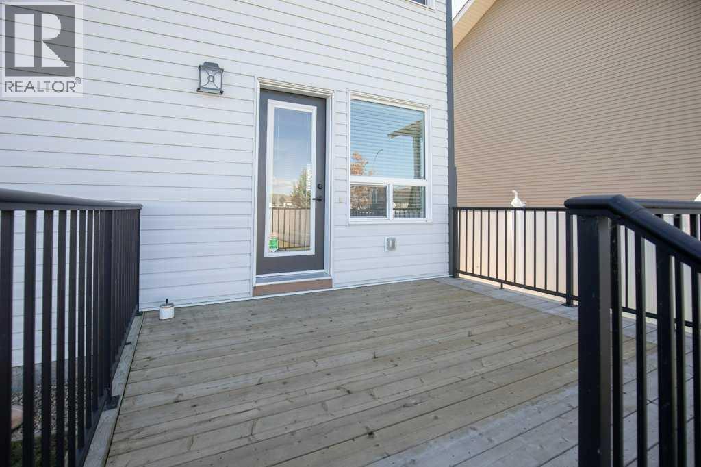 Listing photo – 1 Coventry Close, Blackfalds