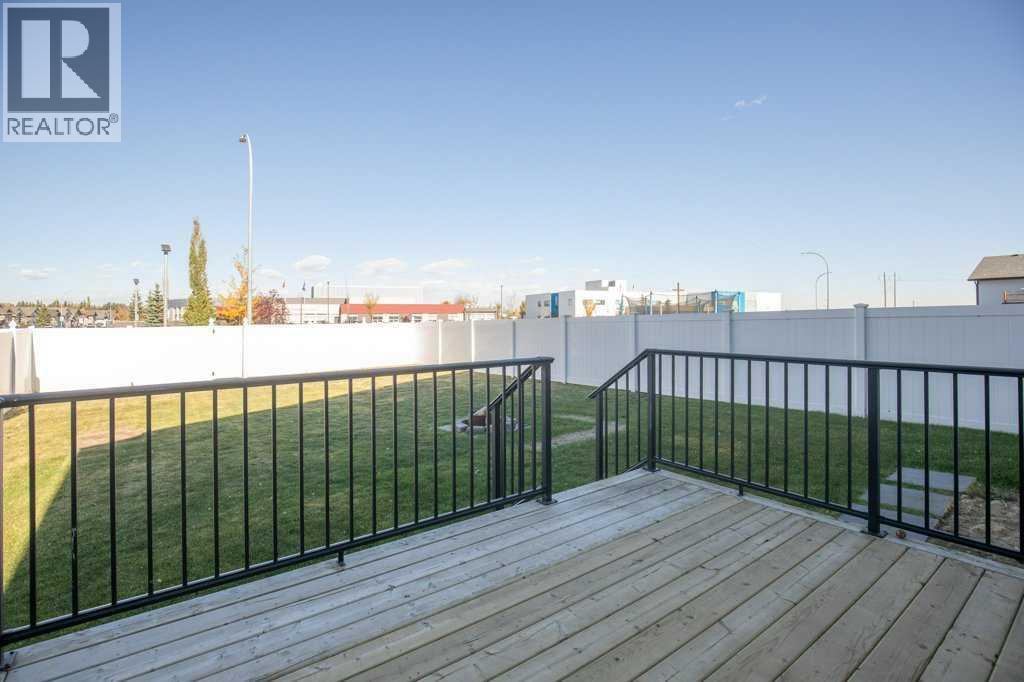 Listing photo – 1 Coventry Close, Blackfalds