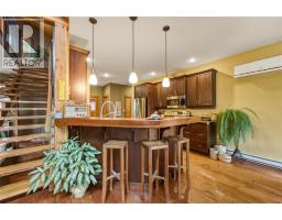 3pc Bathroom - 4127 O'neil Road, Falkland, BC V0E1W1 Photo 9