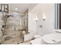 1321 10th Avenue, Salmon Arm, BC V1E2V6 Photo 32